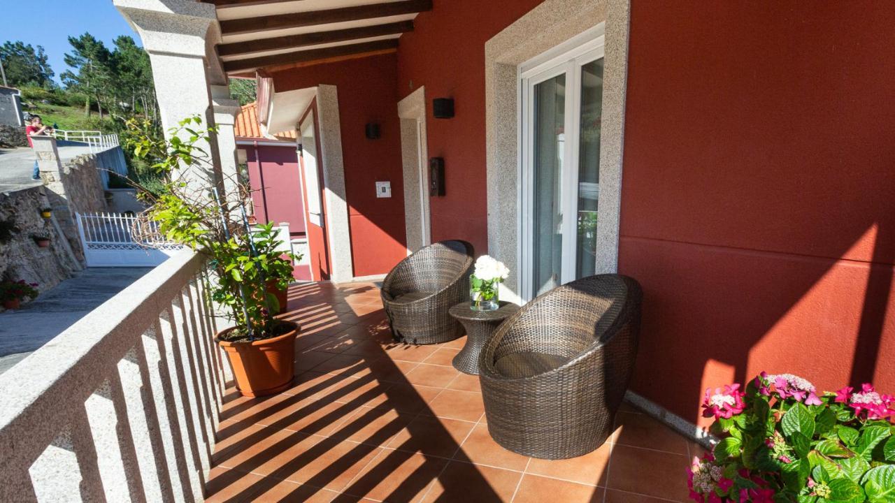 Hospedium Galitrips Vila Maruja Corme Exterior photo